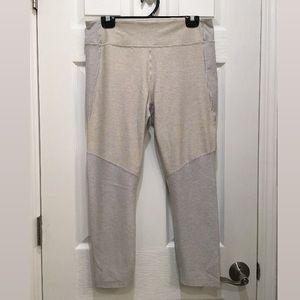 OUTDOOR VOICES 3/4 Two-Tone Warmup Legging (Textured Compression) XL